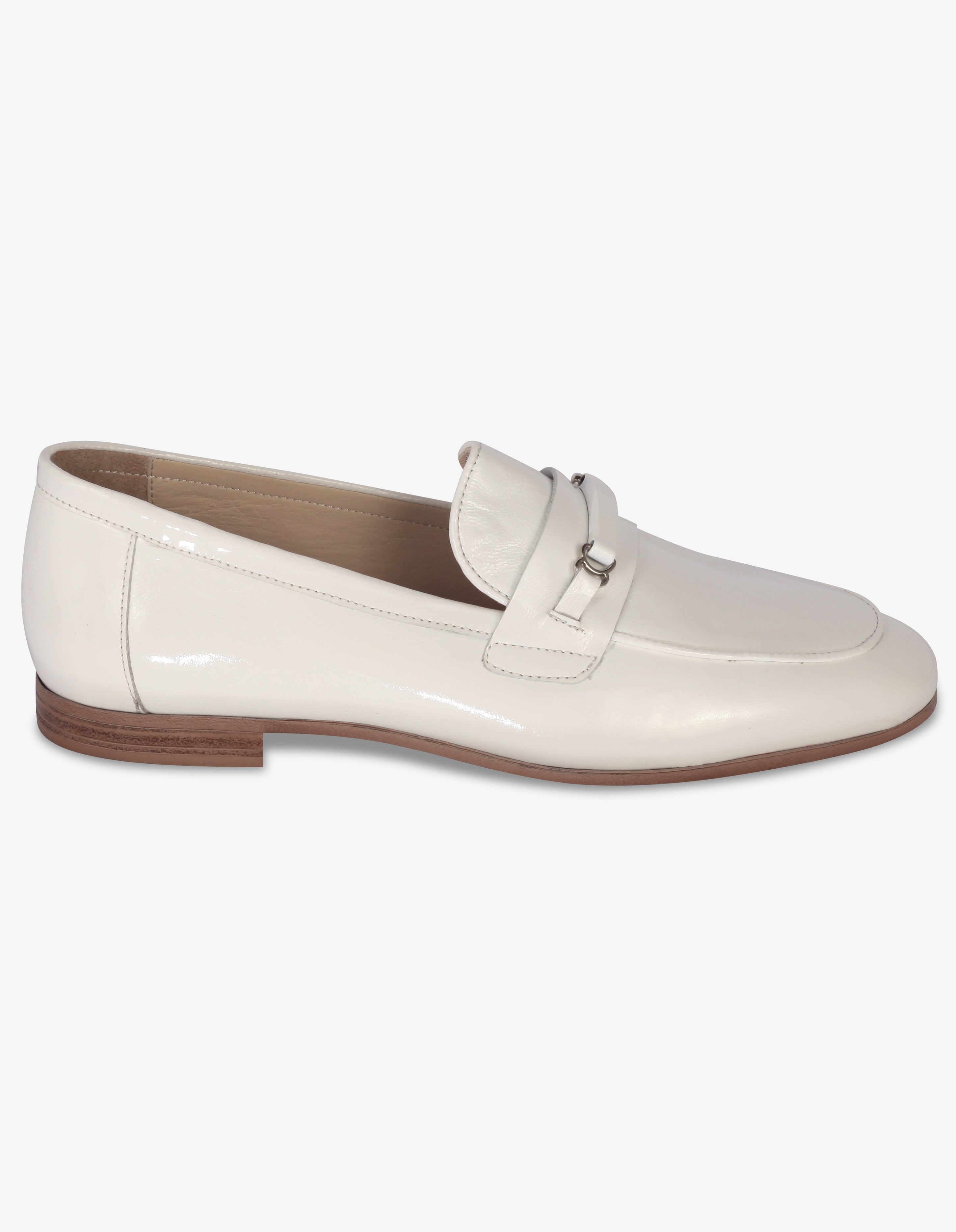 Beyaz Loafer